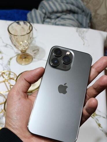 бу чайник: IPhone 13 Pro, 256 ГБ, Графит, Куту