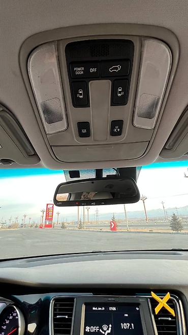 Kia: Kia Carnival: 2017 г., 2.2 л, Автомат, Дизель, Минивэн — 29