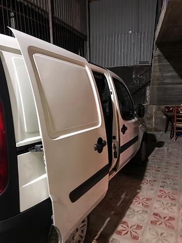 fiat doblò: Fiat Doblo Cargo furgon - Korpus: ağ rəngli, ikiqat sürgülü yan qapı — 4