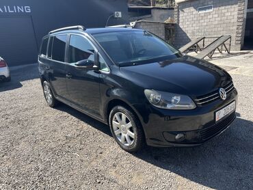меняю скот на авто: Volkswagen : 2018 г., 1.6 л, Механика, Бензин, Вэн/Минивэн