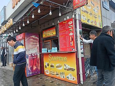 simit arabası: Hazir biznes .Siftaforun alti herkesin toplasdiqi gedis gelisi yer — 1
