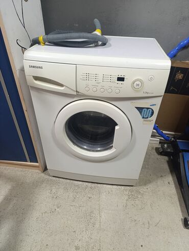 Aristonlar: Televizor ve paltar yuyan iwlekdi her biri 250m
