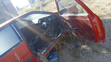 Toyota: Toyota Corolla: 1984 г., 10 л, Автомат, Бензин, Купе — 5