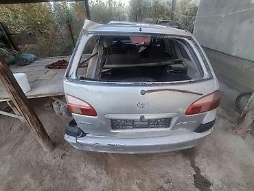 119: Toyota Avensis универсал, серебристый цвет. Автомобиль после ДТП — 2
