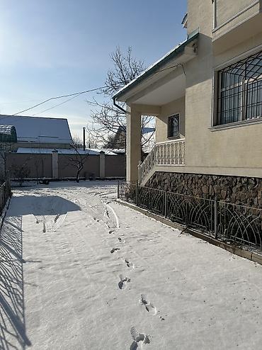 Продажа коттеджей и домов: Продам дом с участком 7,8соток!Угловой!!! Переулок тюпский! Район — 4