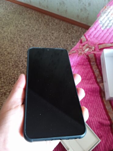 маленькие телефоны: Xiaomi, 13, Б/у, 128 ГБ, цвет - Черный, 2 SIM