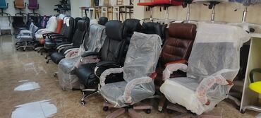 Ofis və oyun kresloları: Yeni, Təkərli, Qolları tənzimlənmir, Dəri — 8