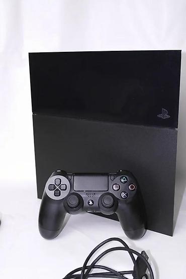 second hand shop electronics: U ponudi Sony Playstation 4 sa naslova. Konzola je radno u perfektnom — 7