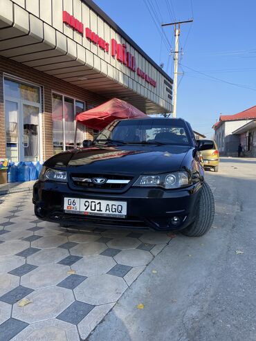 срочна афто: Daewoo Nexia: 2010 г., 1.6 л, Механика, Бензин, Седан