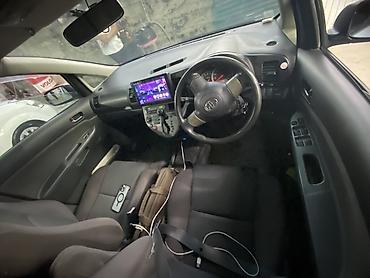 honda strim: Toyota WISH: 2005 г., Автомат, Универсал — 4