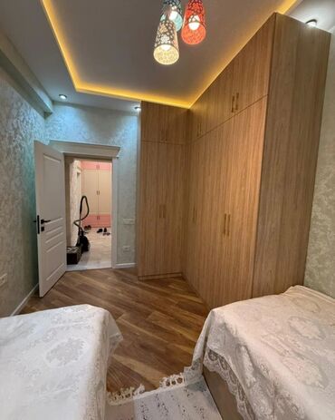 Uzunmüddətli kirayə mənzillər: Menzil Qar Qarayev metrosunun yaxinliginda yerlewir 3 Otaq Su isiq — 3