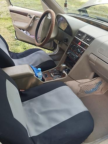 mersedes c 230: Mercedes-Benz 230: 2.3 l | 1999 il Sedan — 5