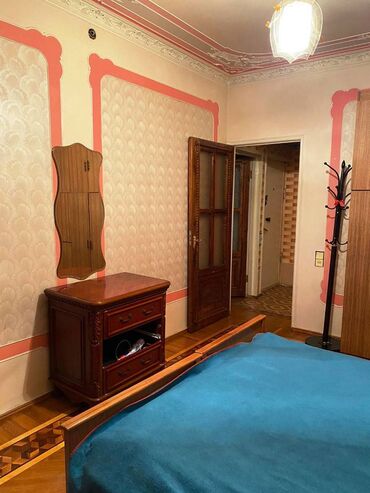 Köhnə tikili: Bakı, 4 otaqlı, Köhnə tikili, 120 kv. m -da lalafo.az — 10 Köhnə tikili: Bakı, 4 otaqlı, Köhnə tikili, 120 kv. m — 10