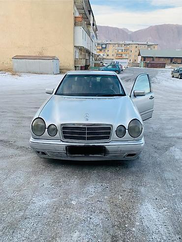 Mercedes-Benz: Mercedes-Benz E-Class: 1995 г., 2.3 л, Механика, Бензин, Седан — 1