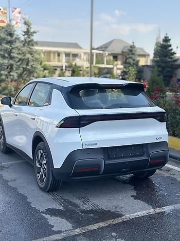 infinity ex: Changan Qiyuan Q05: 2026 г., 0.1 л, Автомат, Электромобиль, Кроссовер — 3
