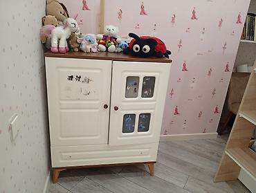mebel satıram: İkimərtəbəli çarpayı və dolab satılır. Hər ikisi çox əla — 3