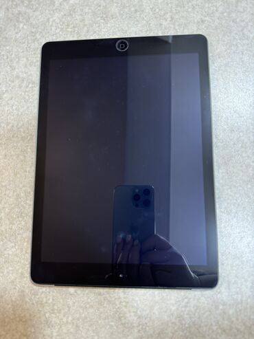 стекла для планшетов apple ipad with retina display ipad 4: Планшет, Apple, память 32 ГБ, 10" - 11", 4G (LTE), Б/у, Классический цвет - Серебристый