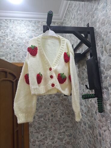 Əl işi jaket,az geyinilib