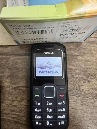 qədim telefon: Nokia 1, rəng - Qara, Düyməli, Sənədlərlə