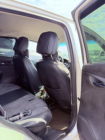 spark 7: Chevrolet Spark: 2016 г., 1 л, Автомат, Бензин, Хэтчбэк — 7