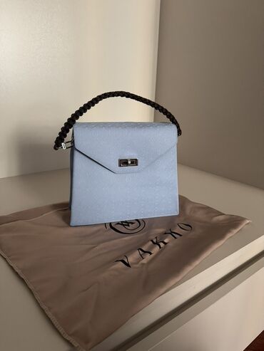 tek qas sirga modelleri: Michael Kors, Б/у