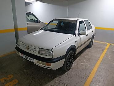 венто ош: Volkswagen Vento: 1993 г., 1.8 л, Механика, Бензин, Седан — 1