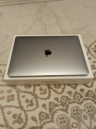 Ноутбуки Apple (MacBook): Apple MacBook Pro 13" 2022 цвет Space Gray. циклов 120 Ключевые — 2