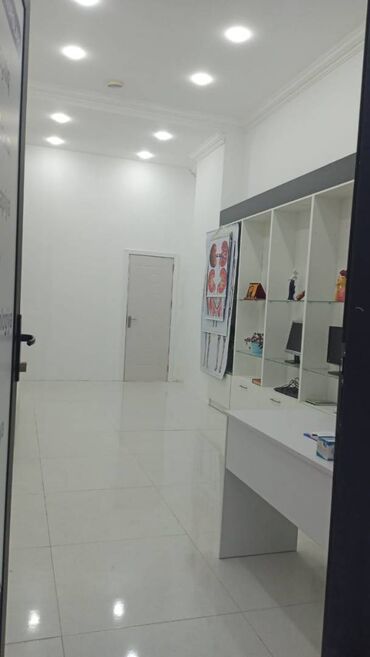 Kommersiya daşınmaz əmlakının satışı: Xətai rayonu, Xudu Məmmədov küç, 18 mərtəbəli binanın 1-ci — 6