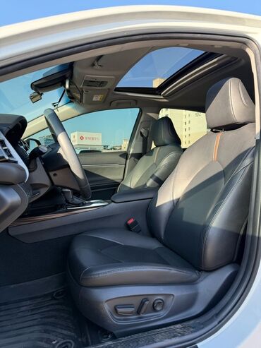 камаро шевроле: Салон автомобиля Toyota Camry с кожаными сиденьями черного цвета