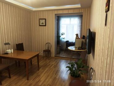 Köhnə tikili: Bakı, Bakıxanov qəs., 2 otaqlı, Köhnə tikili, m. Qara Qarayev, 60 kv. m — 2