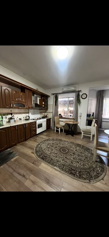 долгосрочная аренда дома: 300 м², 9 комнат, Бронированные двери, Видеонаблюдение, Кондиционер