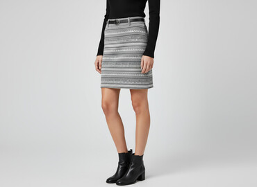 długie plisowane spódnice zielone: PULL&BEAR, Women`s skirt, size S