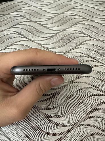 iphone 8 plus 2 ci el: IPhone 11, 64 GB, Qara, Simsiz şarj, Face ID — 5