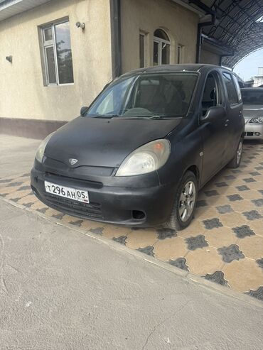 tayota mark 2: Toyota Funcargo: 2003 г., 1.5 л, Автомат, Бензин, Универсал