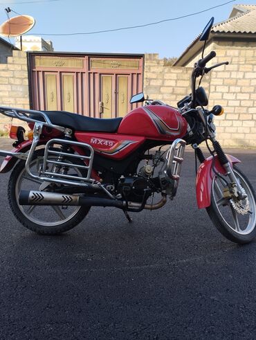 Manometers: Moped/Motosiklet MX49 – qırmızı rəng Xüsusiyyətlər və təchizat: -