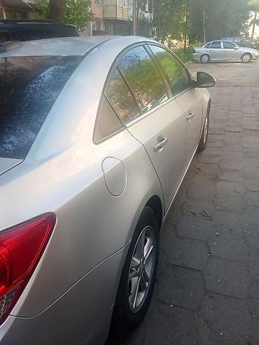 cruz 2015: Chevrolet Cruze: 1.5 l | 2015 il 285000 km Sedan — 5