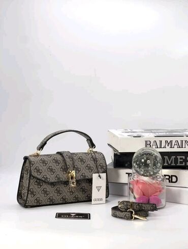 Torbe: Dimenzije: 22x15cm — 14