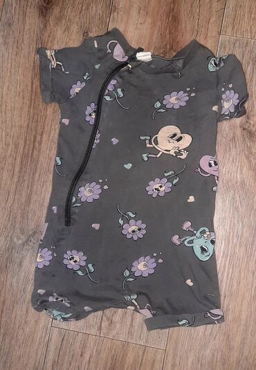 Другие детские вещи: Вещи на девочку до 1,5 года пакетом: 1. Комбинезон бежевый 80 см at lalafo.kg — 9 Другие детские вещи: Вещи на девочку до 1,5 года пакетом: 1. Комбинезон бежевый 80 см — 9