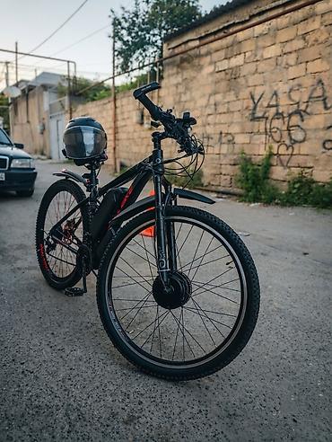 velesiped: İşlənmiş Elektrik velosipedi 29", sürətlərin sayı: 7, 500-750 Vt, Pulsuz çatdırılma — 2