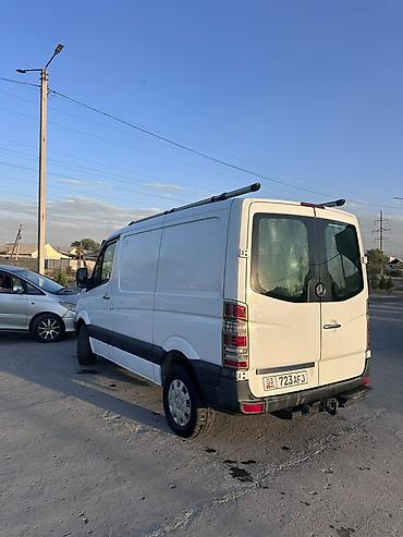 Транспорт: Mercedes-Benz Sprinter фургон (короткая база, средняя крыша), белый — 3