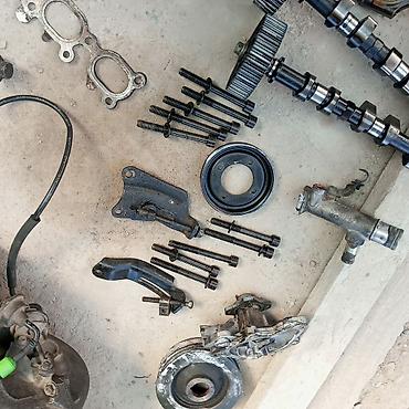 Другие детали для мотора: Автозапчасти от разборки двигателя (бензин, рядная «четвёрка») В — 4