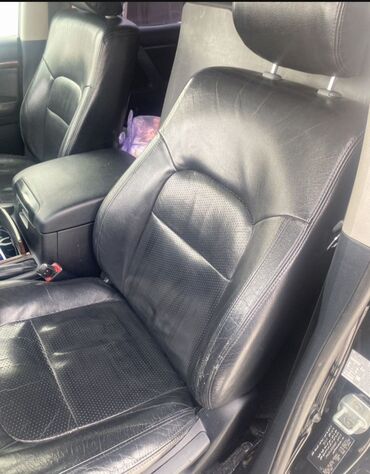 шины на lx570: Алдыңкы орундук, Булгаары, Toyota 2012 г., Колдонулган, Оригинал, БАЭ
