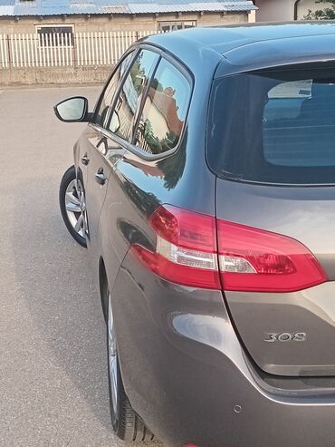 Peugeot: Peugeot 308: 1.6 l | 2017 г. 246700 km Hečbek — 2