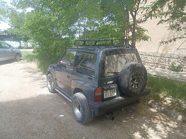 машинаны: Suzuki Escudo: 1995 г., 1.6 л, Механика, Газ, Жол тандабас