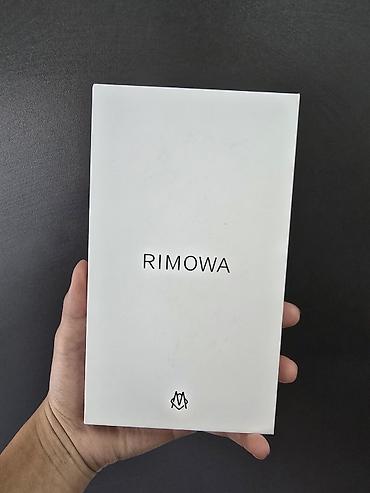 matrex 55: Чехлы Rimowa в серебристом и розовом цвете с фирменным ребристым — 2