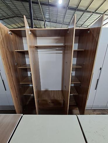 Шифоньеры, шкафы для одежды: Шифоньер, шкаф для одежды, Новый, Прямой, ЛДСП — 4