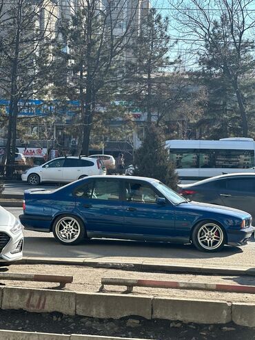 bmw m5 рождение легенды: BMW 5 series: 1995 г., 4.4 л, Механика, Бензин, Седан