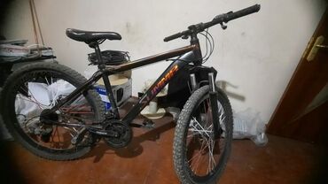 Şəhər velosipedləri: İşlənmiş Şəhər velosipedi 26", sürətlərin sayı: 21, Ünvandan götürmə, Ödənişli çatdırılma