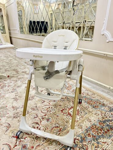 эмерек бу: Стульчик для кормления, Б/у, Peg perego, Трансформер, цвет - Белый, Самовывоз