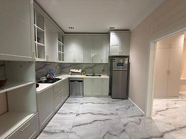 Yeni tikili: İcarəyə verilir 3 otaqlı yeni tikili 110 m², Nərimanov r. Kateqoriya — 13